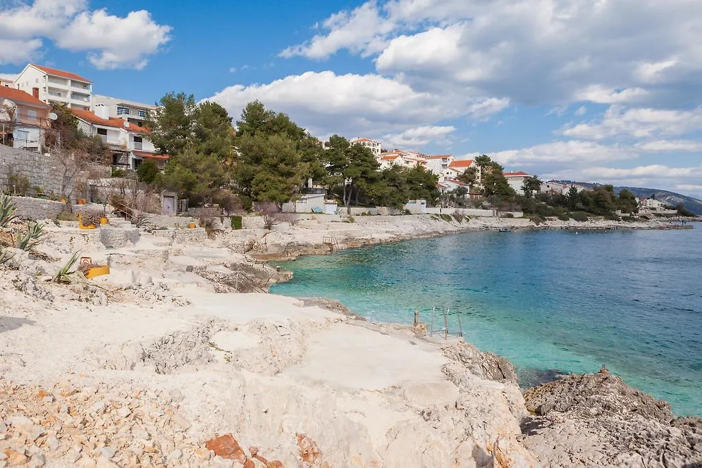 Apartments Av Rako Trogir 0*,  Horvátország